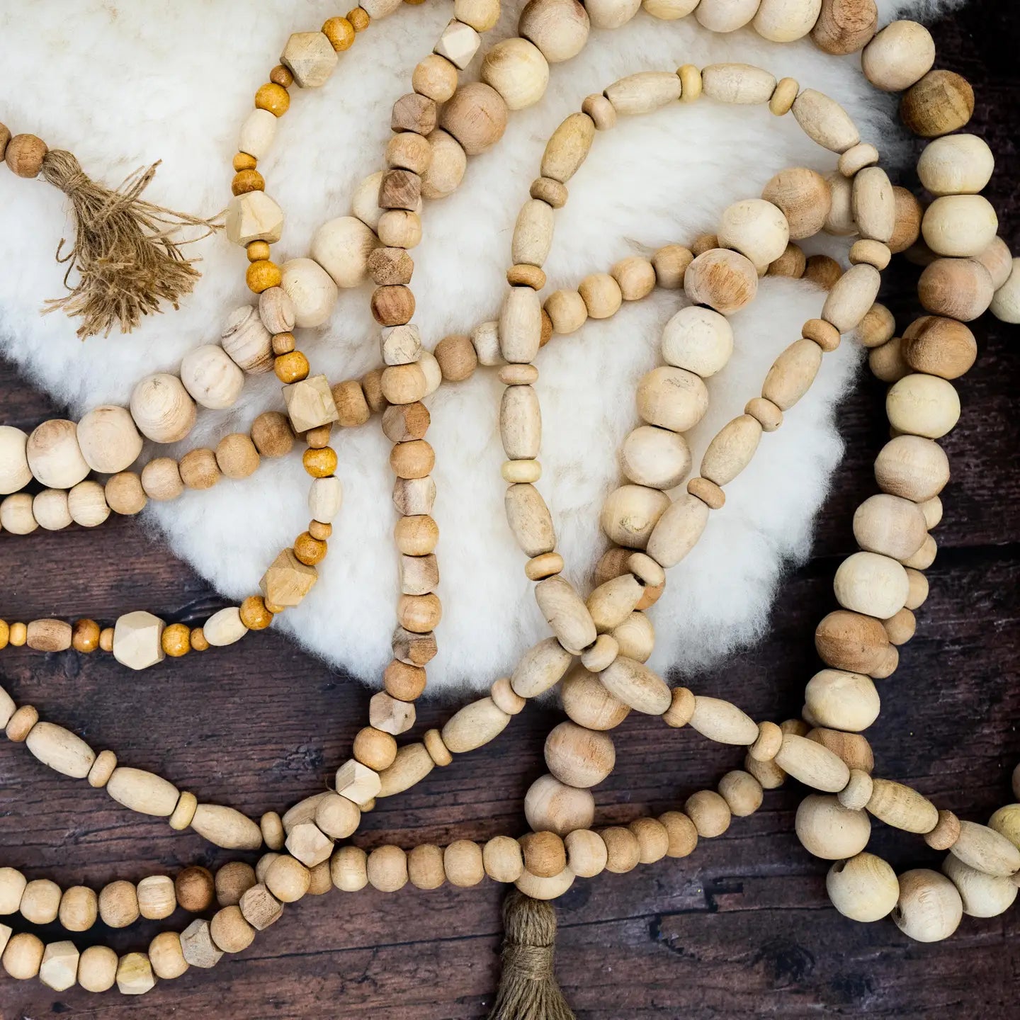 Wooden garland