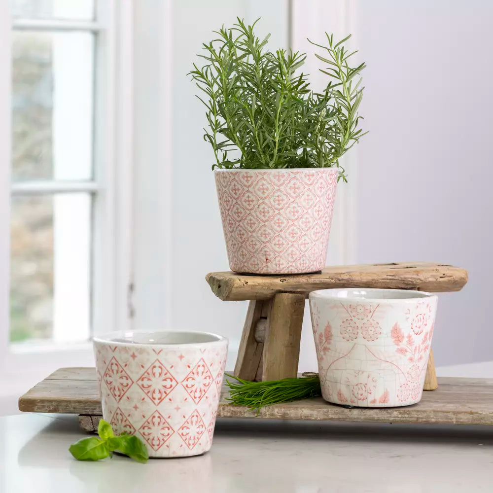 Pink Dutch pot