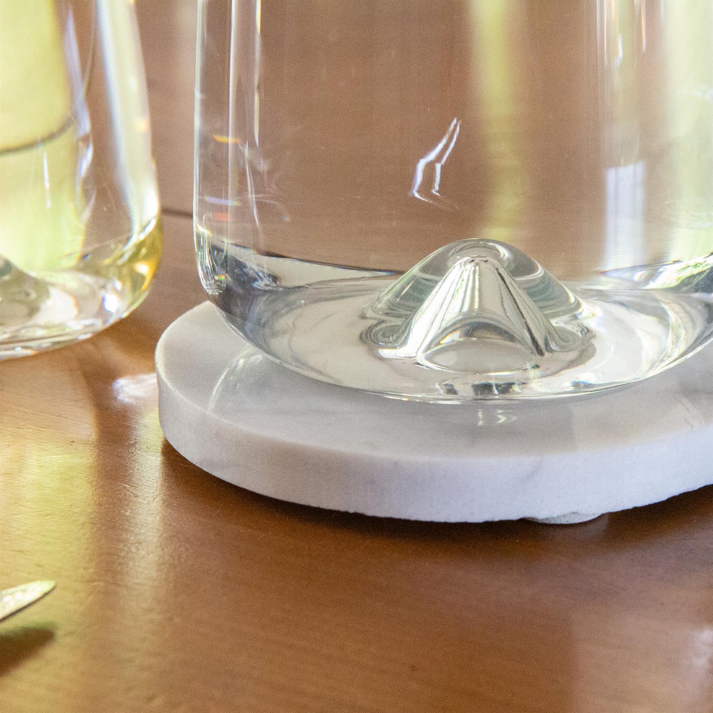 Round marble coaster- white