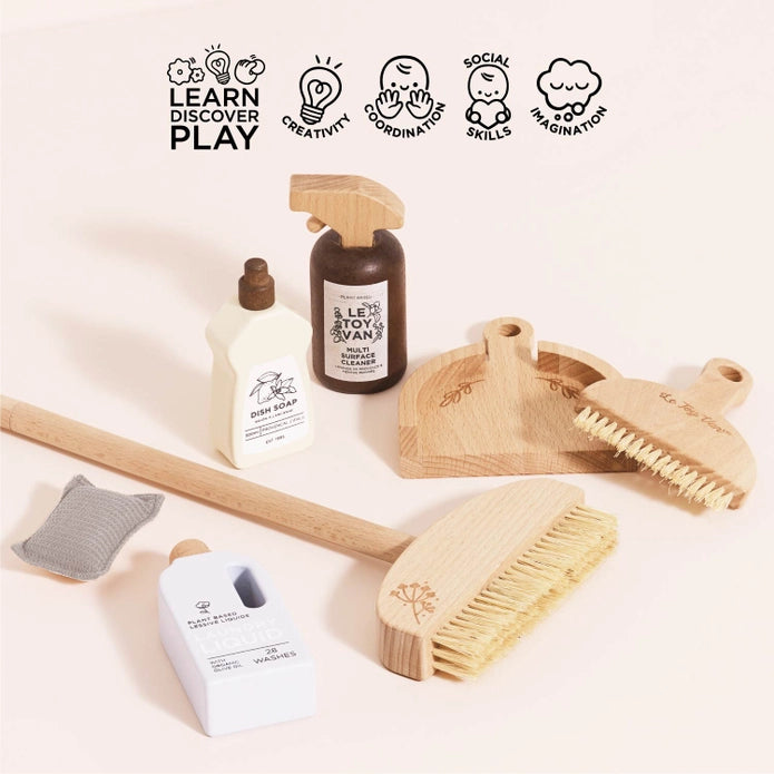 Toy cleaning set