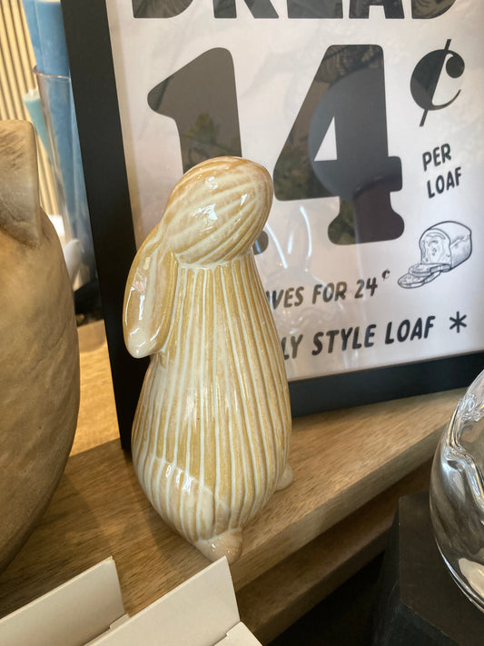 Ceramic bunny beige